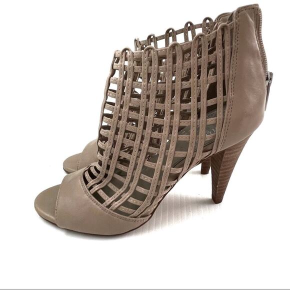 Vince Camuto Atina peep toe woven heeled booties back zip closure stacked heel - Picture 1 of 10